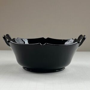 Footed 2-Handled Bowl with Pointed Scalloped Edge